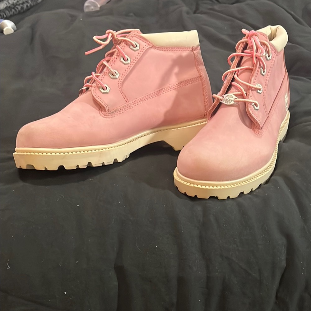TIMBERLAND - Woman Pink Lace Up Boots